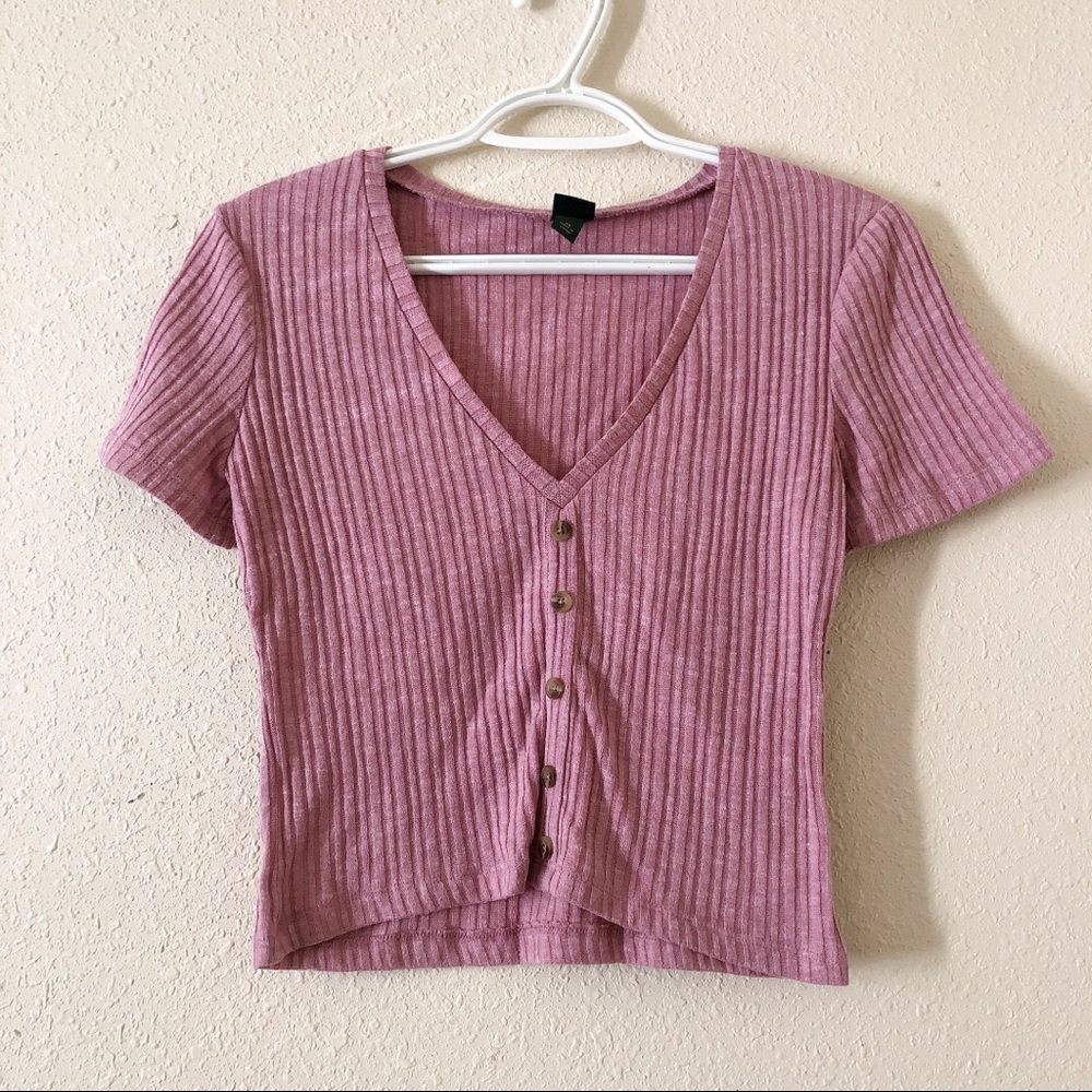Pink top crop.